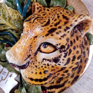 1cusro de cerámica detalle leopardo